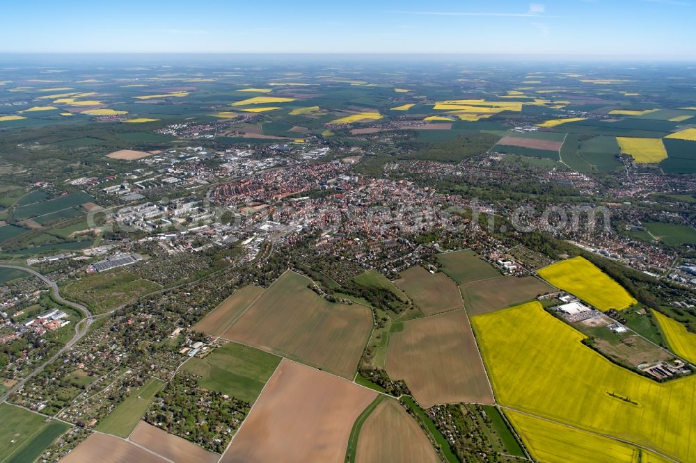 Weimar from the bird's eye view: City area with outside districts and inner city area in Weimar in the state Thuringia, Germany