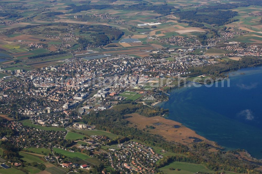 Aerial photograph Yverdon-les-Bains - City area with outside districts and inner city area in Yverdon-les-Bains at the Lake Neuchatel in the canton Vaud, Switzerland