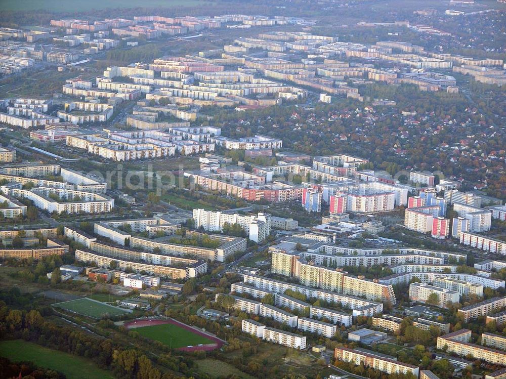 Berlin from above - 05.10.2004 Gesamtblick auf den Berliner Stadtbezirk Hellersdorf.