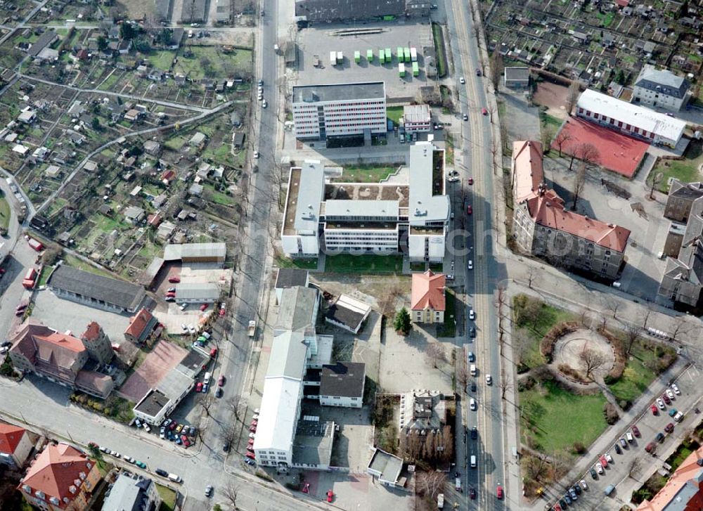 Aerial photograph Dresden - Striesen - Geschäfts- und Dienstleistungszentrum Pohland - Passage der HVB - Projekt GmbH an der Schandauer Straße / Pohlandplatz in Dresden - Striesen.