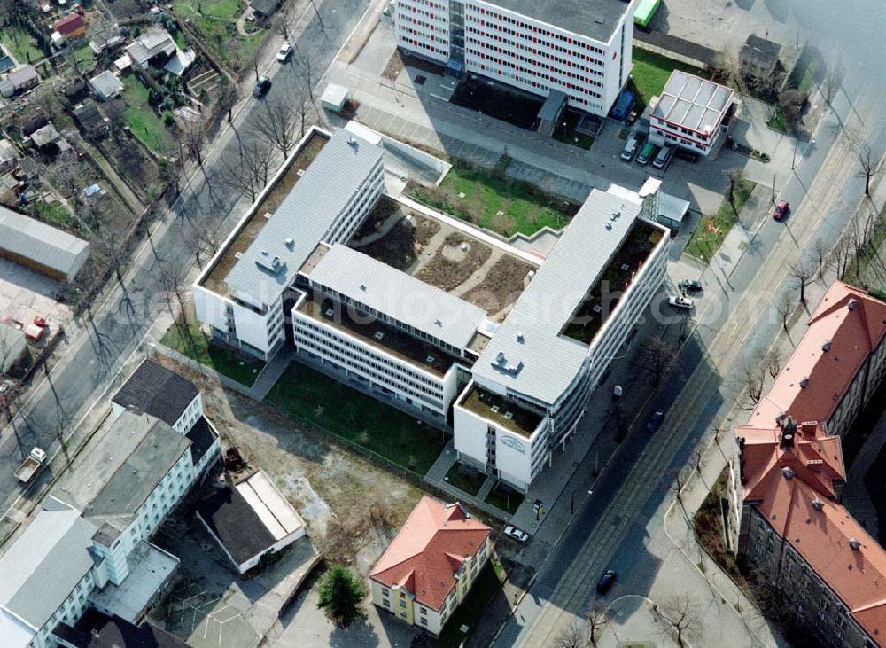 Aerial photograph Dresden - Striesen - Geschäfts- und Dienstleistungszentrum Pohland - Passage der HVB - Projekt GmbH an der Schandauer Straße / Pohlandplatz in Dresden - Striesen.