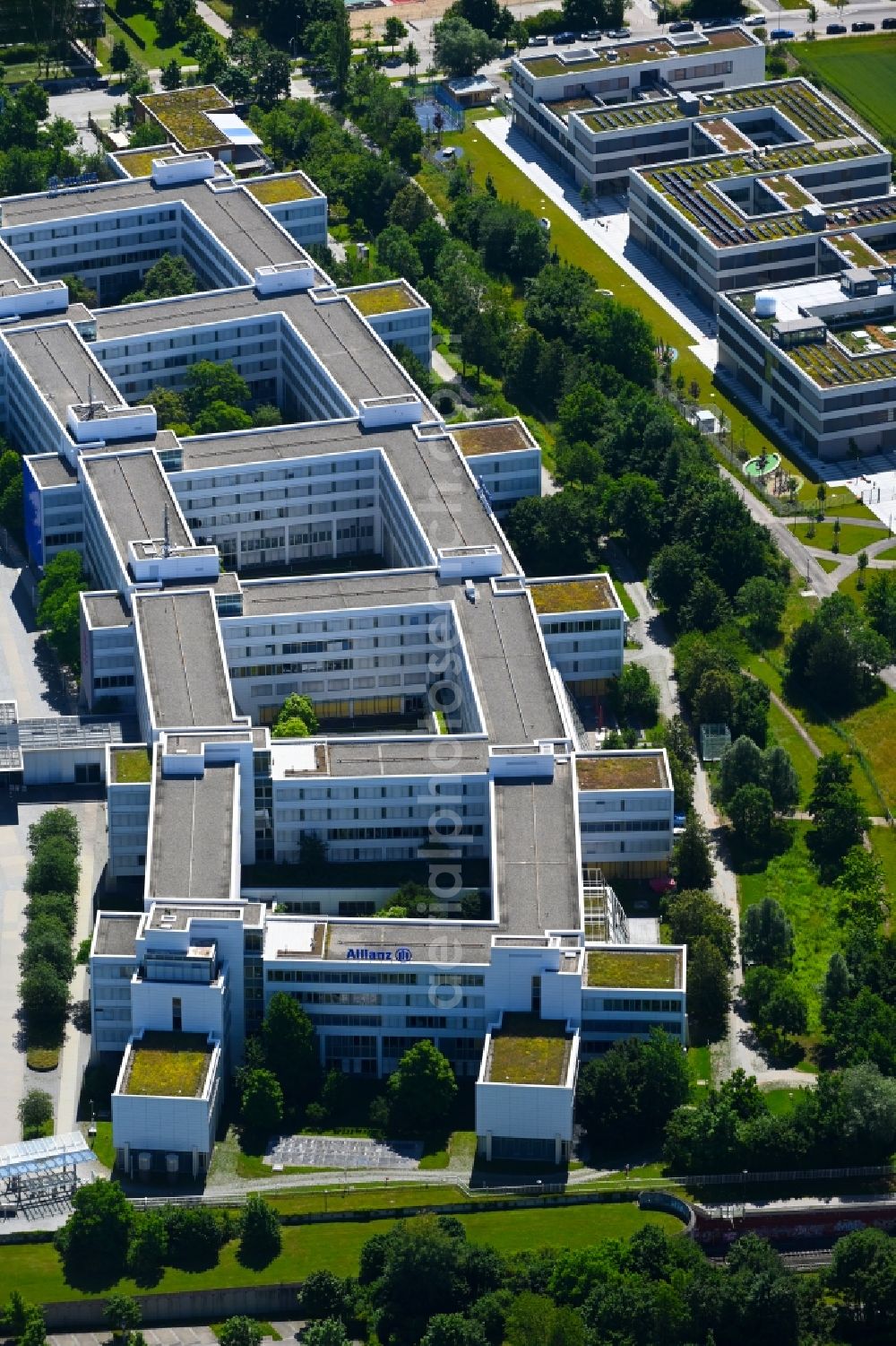 Aerial image Unterföhring - Office building - Ensemble of Allianz Deutschland AG on Dieselstrasse in the district Bogenhausen in Unterfoehring in the state Bavaria, Germany