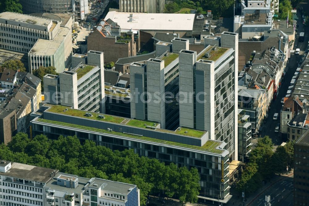 Aerial image Köln - Commercial building- building complex Ringkarree between the Hohenzollernring and the Friesenwall in the district of Innenstadt in Cologne, in the state of North Rhine-Westphalia, Germany