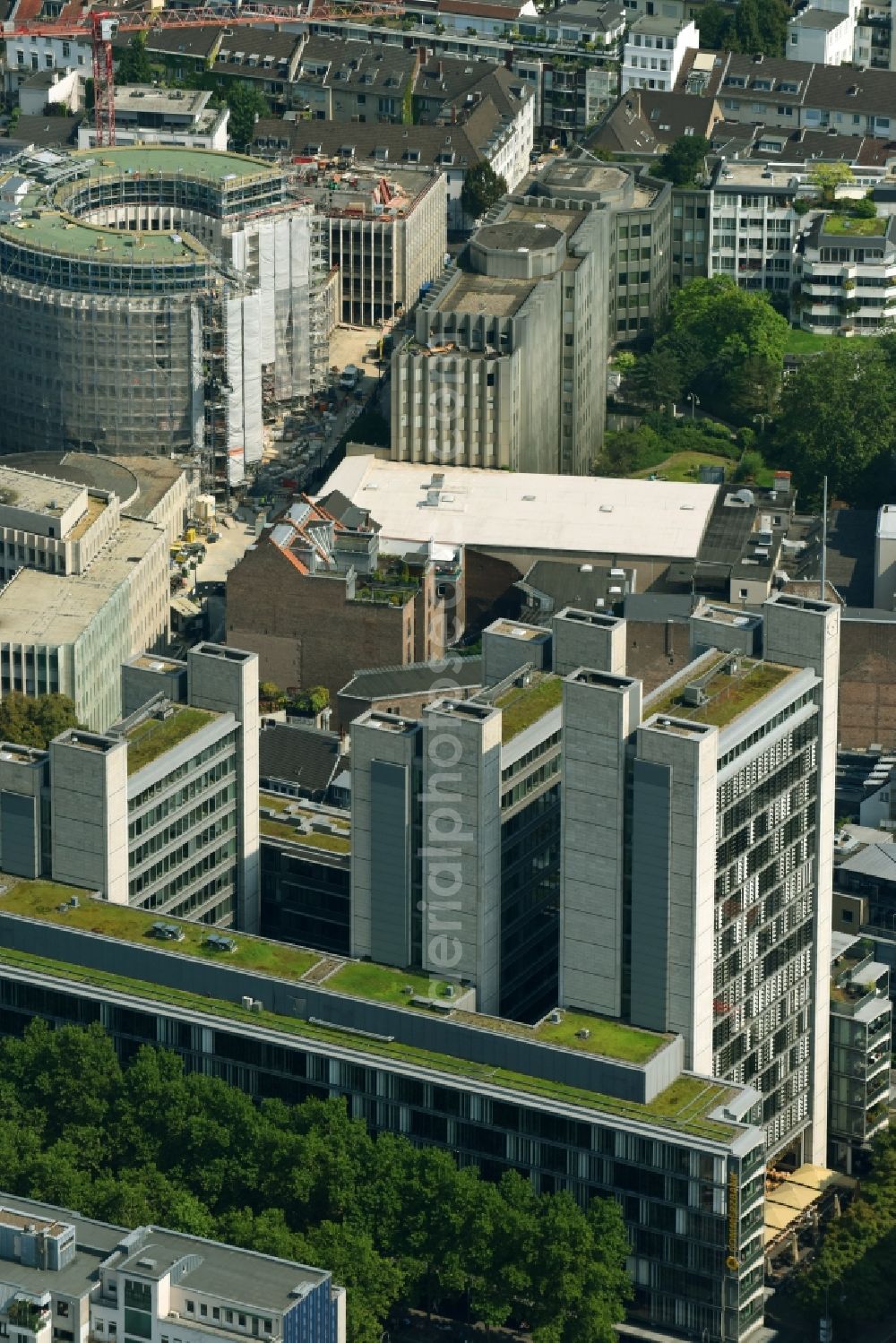 Aerial photograph Köln - Commercial building- building complex Ringkarree between the Hohenzollernring and the Friesenwall in the district of Innenstadt in Cologne, in the state of North Rhine-Westphalia, Germany