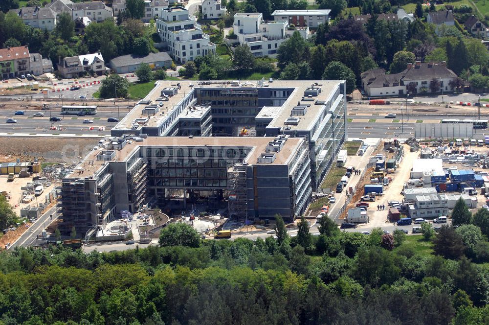 Aerial image Luxemburg - Blick auf ein Geschäftshaus an der Rue Albert Borschette in Kirchberg, auch Europaviertel oder Europäisches Viertel genannt.