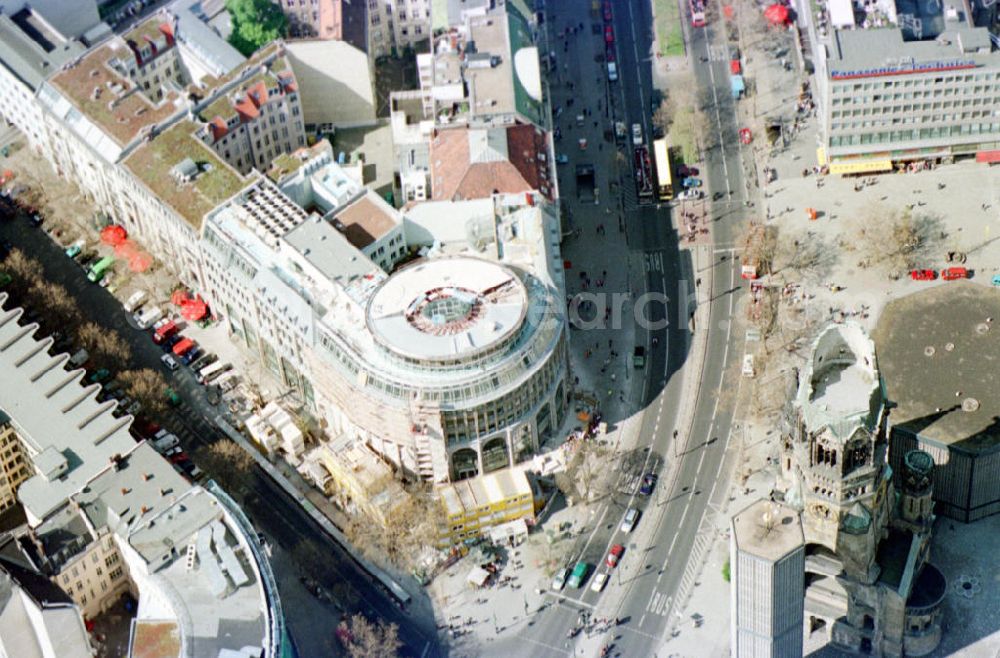 Aerial photograph Berlin - Geschäftshausumbau Breitscheidplatz in Berlin-Charlottenburg.