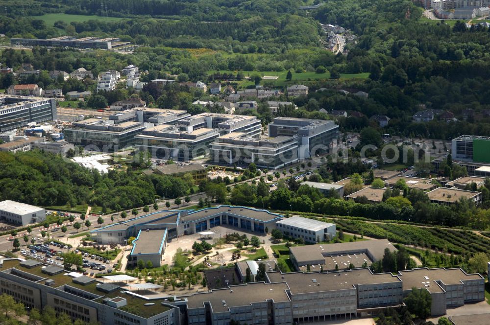 Aerial photograph Luxemburg - Blick auf Geschäftshäuser in Kirchberg, auch Europaviertel oder Europäisches Viertel genannt.