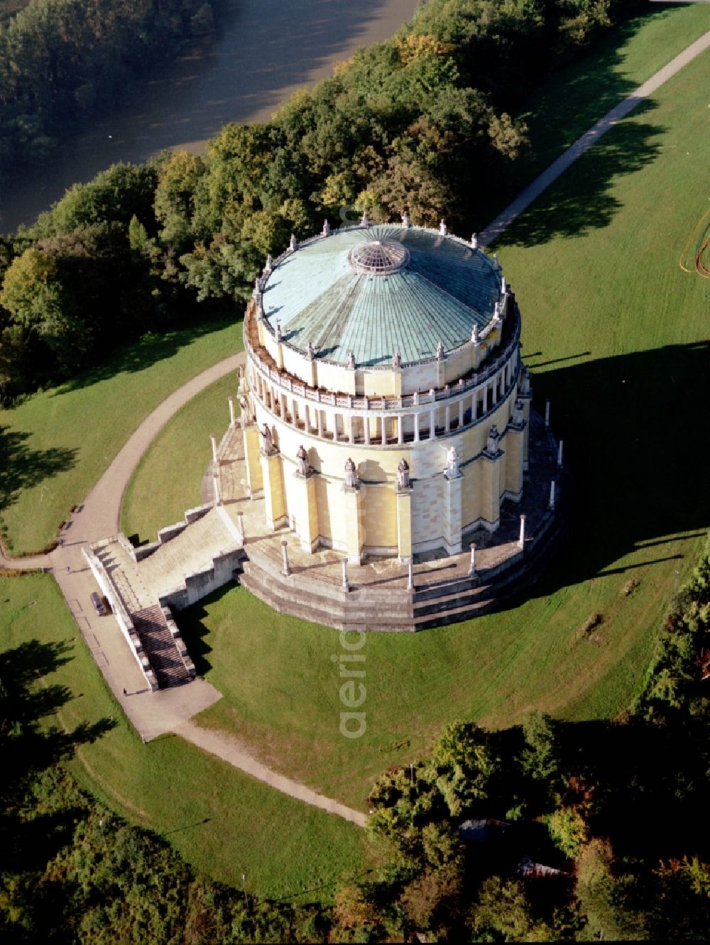 Kelheim from above - Tourist attraction of the historic monument Befreiungshalle Kelheim in the district Hohenpfahl in Kelheim in the state Bavaria, Germany