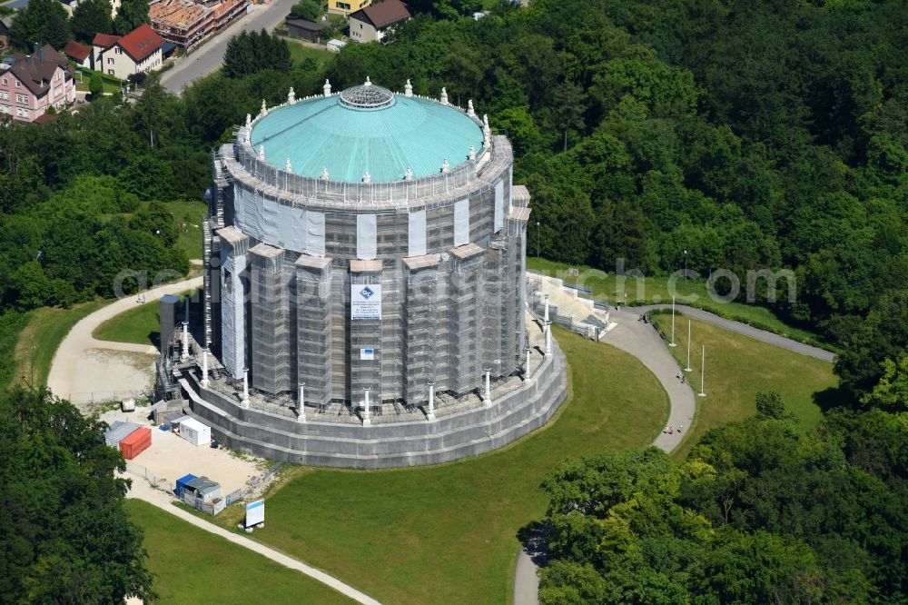 Aerial image Kelheim - Tourist attraction of the historic monument Befreiungshalle Kelheim in the district Hohenpfahl in Kelheim in the state Bavaria, Germany