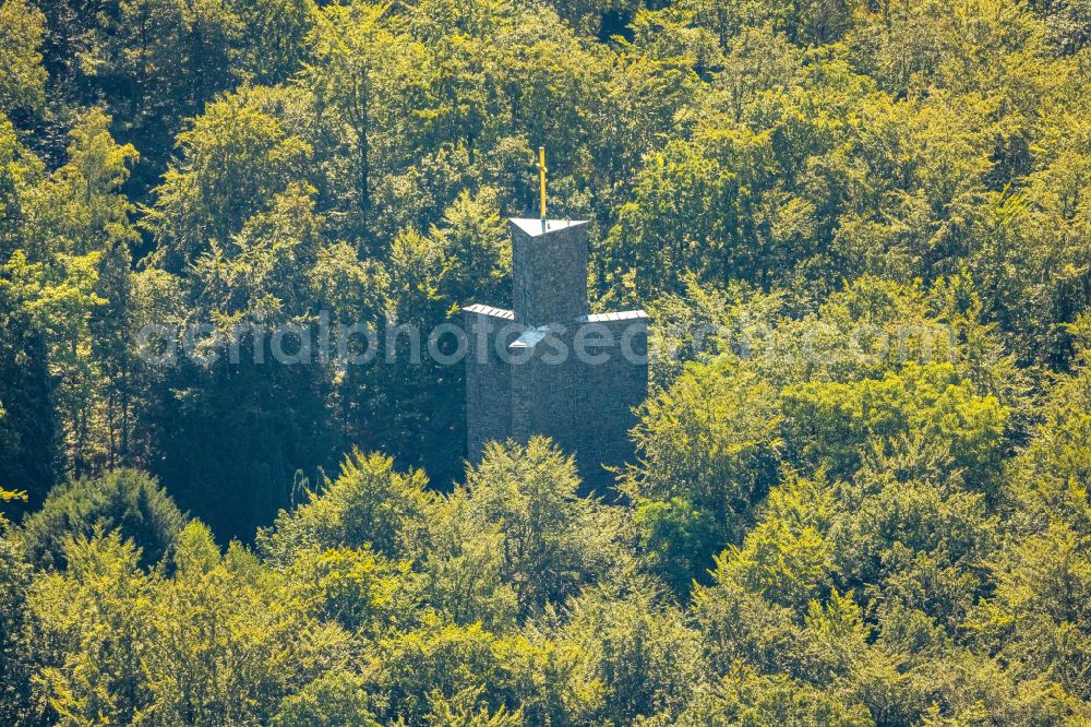 Aerial image Gevelsberg - Tourist attraction of the historic memorial to remember the dead soldiers of the first worldwar and the vicitims of the second worldwar at the municipal woods of Gevelsberg in the state North Rhine-Westphalia