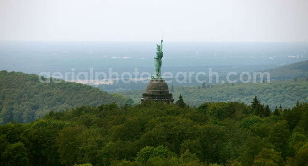 Aerial photograph Detmold - Tourist attraction of the historic monument Hermannsdenkmal on forest Teuteburger Wald in Detmold in the state North Rhine-Westphalia