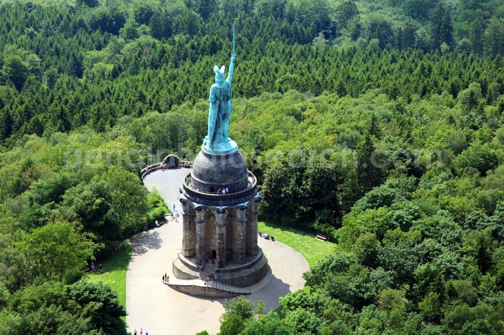 Detmold from above - Tourist attraction of the historic monument Hermannsdenkmal on forest Teuteburger Wald in Detmold in the state North Rhine-Westphalia