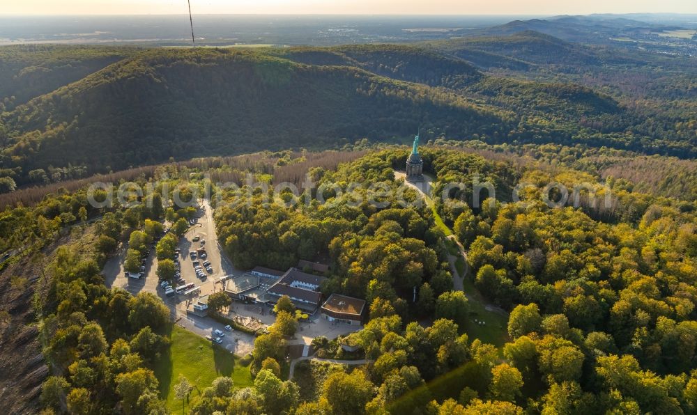 Detmold from the bird's eye view: Tourist attraction of the historic monument Hermannsdenkmal on forest Teuteburger Wald in Detmold in the state North Rhine-Westphalia