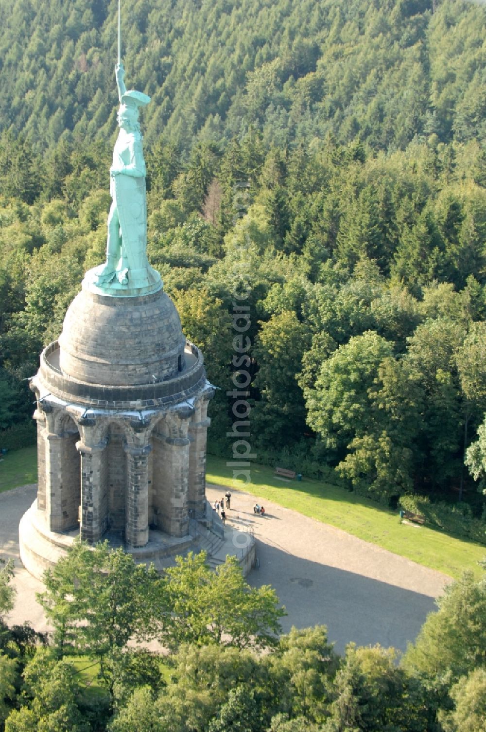 Aerial photograph Detmold - Tourist attraction of the historic monument Hermannsdenkmal on forest Teuteburger Wald in Detmold in the state North Rhine-Westphalia