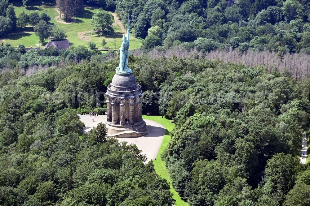 Aerial photograph Detmold - Tourist attraction of the historic monument Hermannsdenkmal on forest Teutoburger Wald in Detmold in the state North Rhine-Westphalia