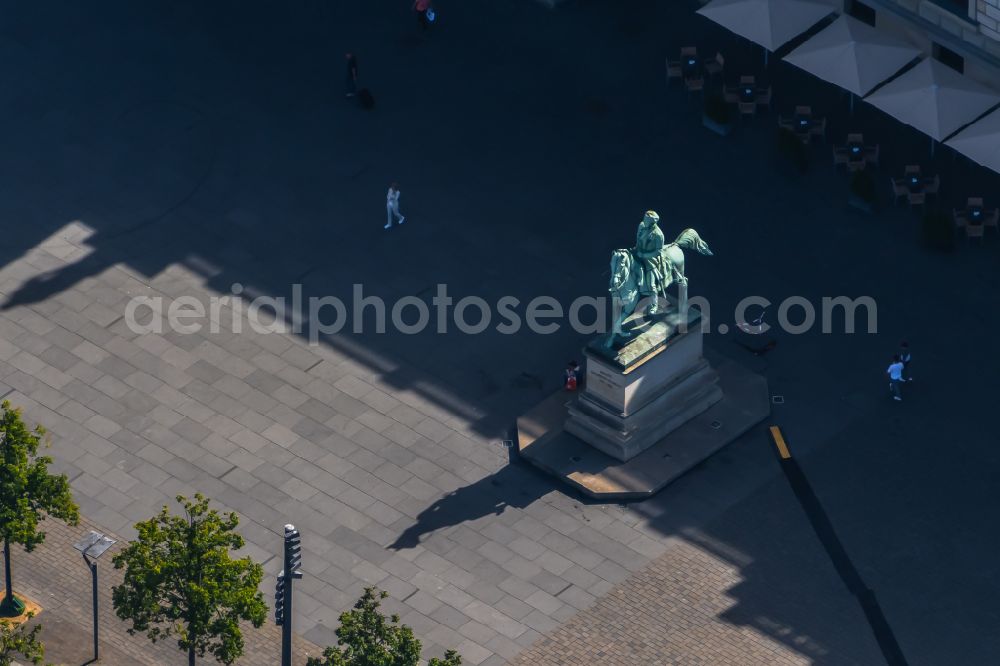 Aerial image Braunschweig - Tourist attraction of the historic monument Herzog Friedrich Wilhelm in Brunswick in the state Lower Saxony, Germany