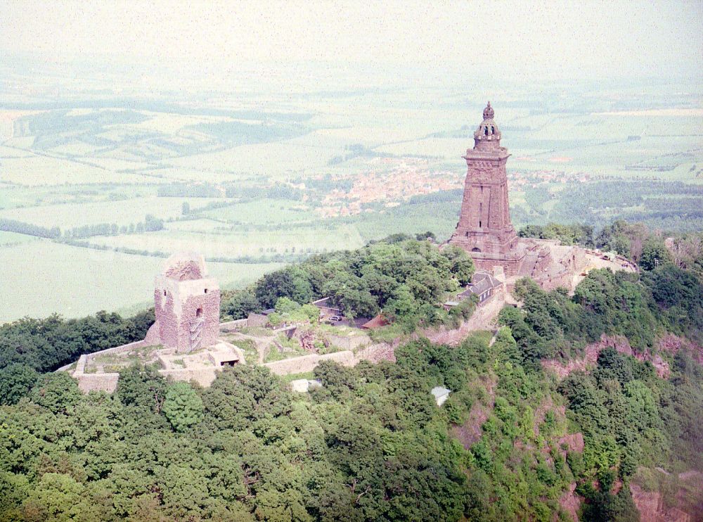 Kyffhäuserland from above - Tourist attraction of the historic monument Kyffhaeuserdenkmals bei Steinthaleben in Kyffhaeuserland in the state Thuringia