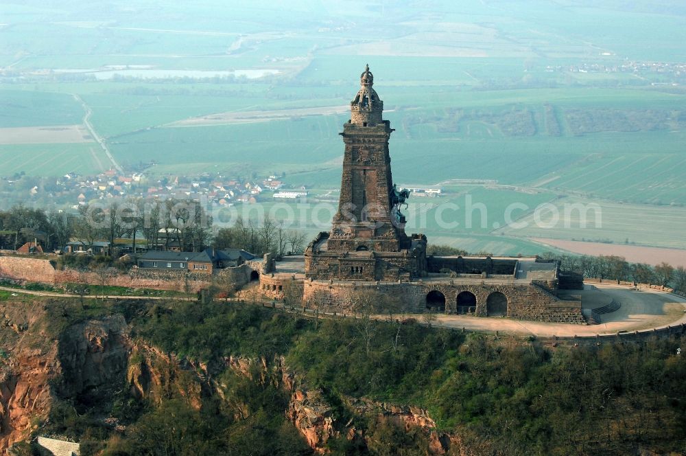 Aerial image Steinthaleben - Tourist attraction of the historic monument Kyffhaeuserdenkmals bei Steinthaleben in Kyffhaeuserland in the state Thuringia