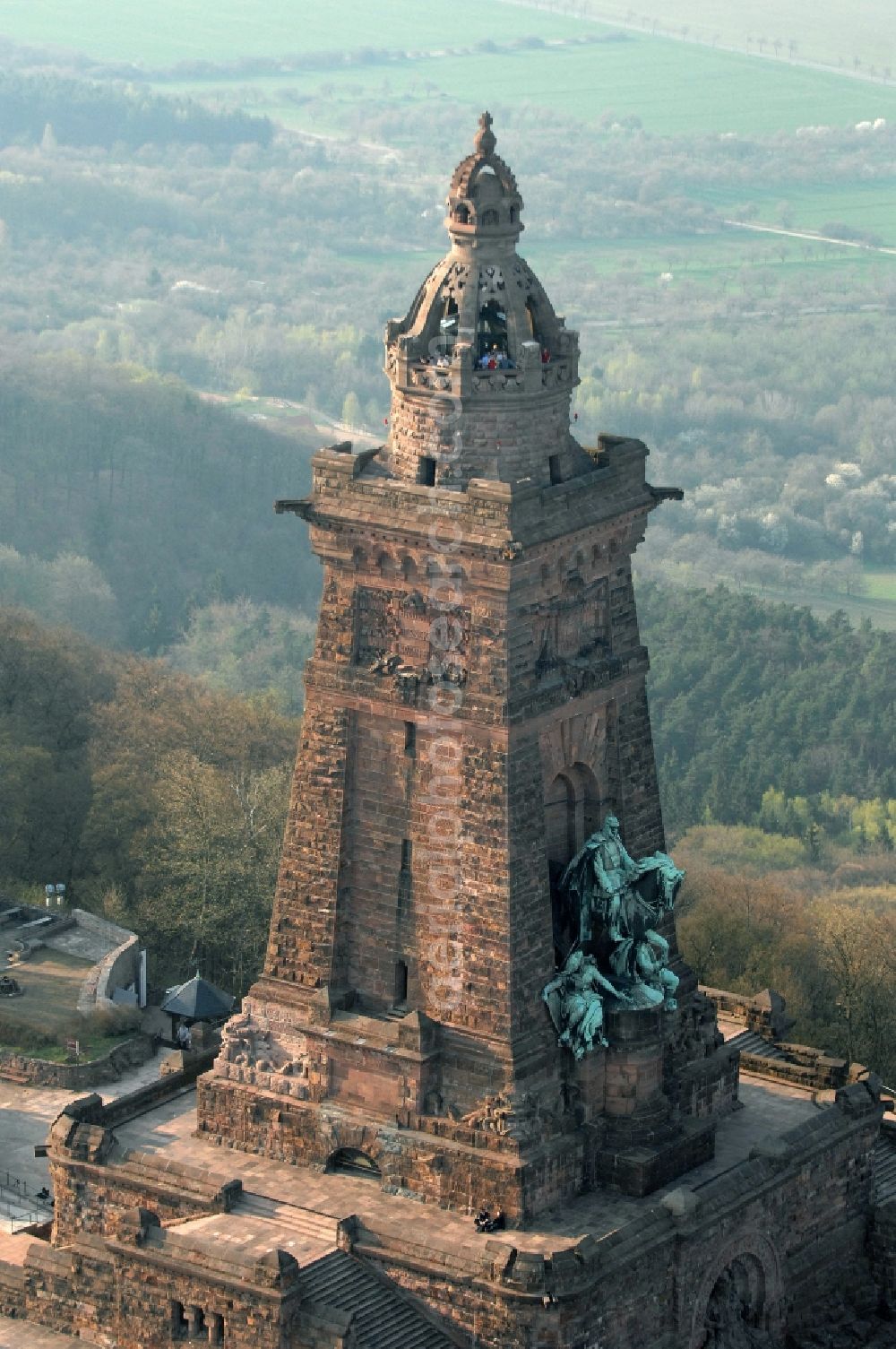 Steinthaleben from above - Tourist attraction of the historic monument Kyffhaeuserdenkmals bei Steinthaleben in Kyffhaeuserland in the state Thuringia