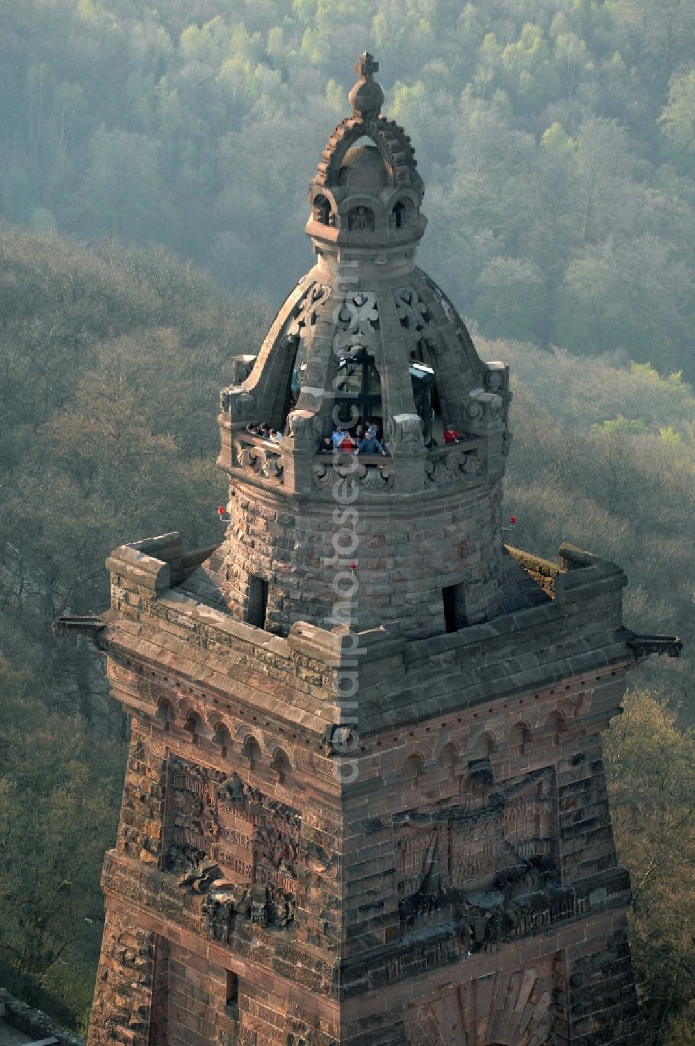 Aerial image Steinthaleben - Tourist attraction of the historic monument Kyffhaeuserdenkmals bei Steinthaleben in Kyffhaeuserland in the state Thuringia