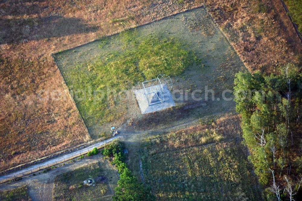 Aerial image Groß Kreutz (Havel) - Tourist attraction of the historic monument Lilienthal-Denkmal in the district Krielow in Gross Kreutz (Havel) in the state Brandenburg, Germany