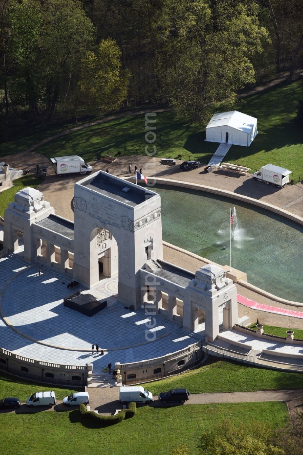 Aerial photograph Paris Marnes-la-Coquette - Tourist attraction of the historic monument Memorial de l'Escadrille la Fayette in Paris Marnes-la-Coquette in Ile-de-France, France