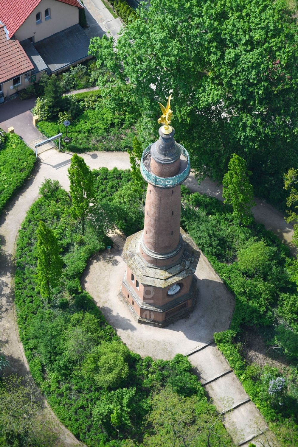 Hakenberg from above - Tourist attraction of the historic monument Siegessaeule in Hakenberg in the state Brandenburg, Germany