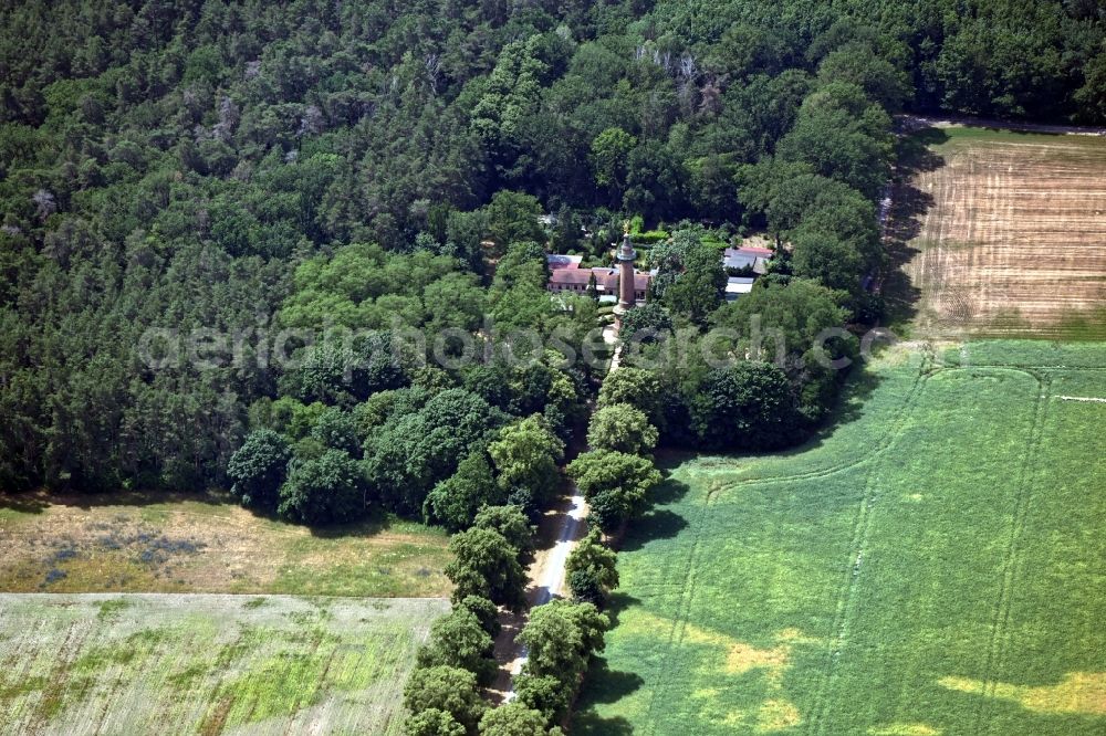 Hakenberg from the bird's eye view: Tourist attraction of the historic monument Siegessaeule in Hakenberg in the state Brandenburg, Germany