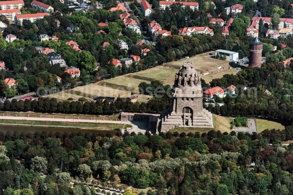 Leipzig from the bird's eye view: Tourist attraction of the historic monument Voelkerschlachtdenkmal on Strasse of 18. Oktober in Leipzig in the state Saxony, Germany