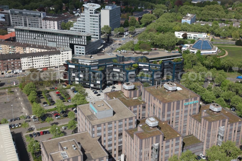 Aerial photograph Mannheim - Society for Applied insurance computer science mbH, in front ofthis: the establishment of Siemens in Mannheim in Baden-Wuerttemberg