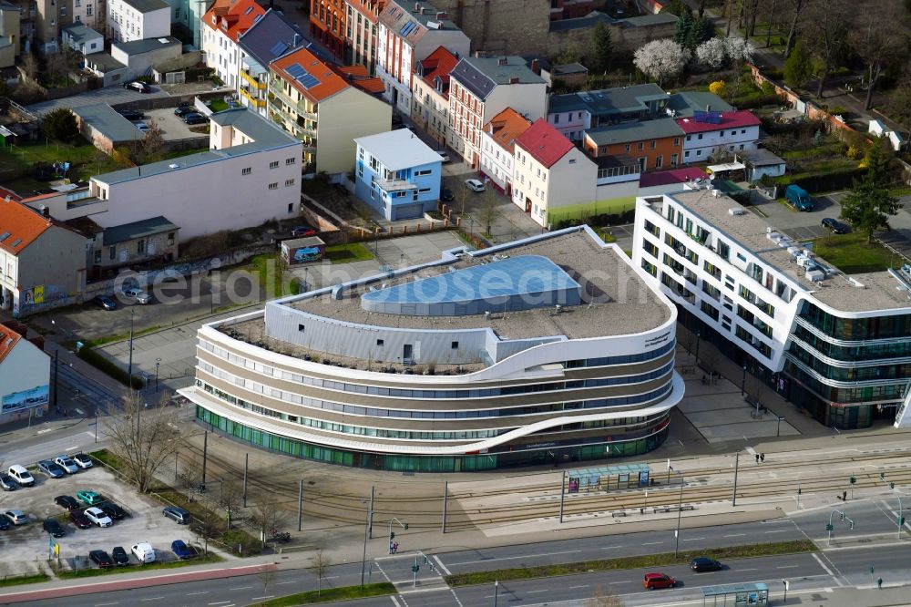 Brandenburg an der Havel from the bird's eye view: Health and medical center Gesundheitszentrum RECURA GmbH MVZ An Der Havel on Johonn-Carl-Sybel-Strasse in Brandenburg an der Havel in the state Brandenburg, Germany