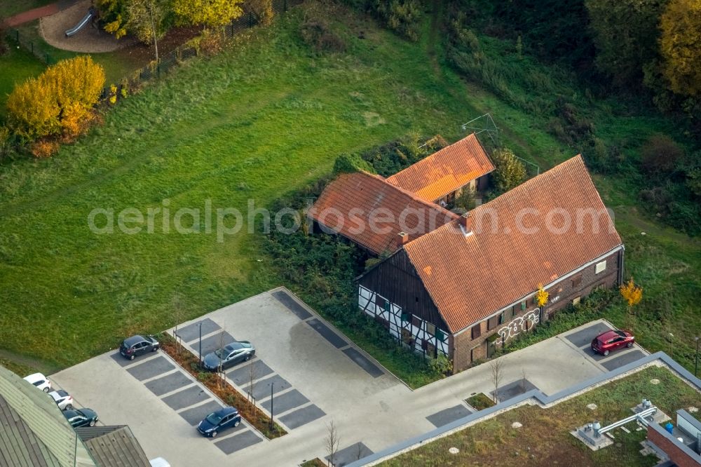 Aerial image Gladbeck - Health and medical center Hausarztzentrum Butendorf in Gladbeck in the state North Rhine-Westphalia, Germany