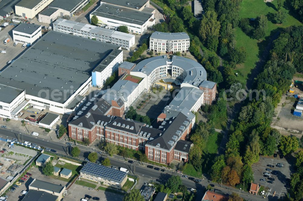 Aerial photograph Berlin - Health and medical center on Herzbergstrasse in Berlin Lichtenberg in the state Berlin, Germany