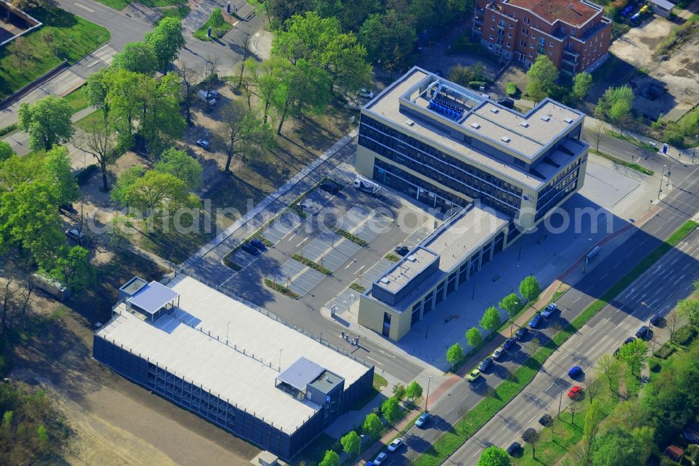 Berlin from the bird's eye view: Health Care Centre at the Emergency Hospital Berlin in the Biesdorf part of the district of Marzahn-Hellersdorf in Berlin. The centre is a new development on the Western entrance of UKB. Residential buildings sit next to it