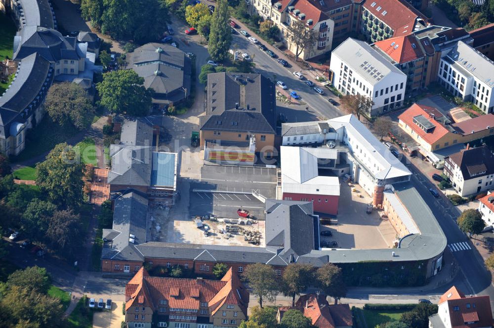 Aerial image Bad Nenndorf - Das Wincklerbad in Bad Nenndorf in Niedersachsen ist ein Gesundheitszentrum mit einem Heilbad. Saniert wurde der Gebäudekomplex von der Rohlfs-Group und Rohbau GmbH & Co KG. The Wincklerbad in Bad Nenndorf in Lower Saxony, is a health centre with a spa. It was refurbished by the Rohlfs-Group and Rohbau GmbH & Co KG.