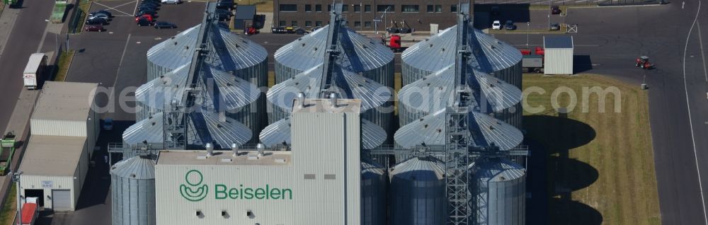 Aerial photograph Magdeburg - Grain storage silo of Beiselen GmbH in Magdeburg in the state Saxony-Anhalt