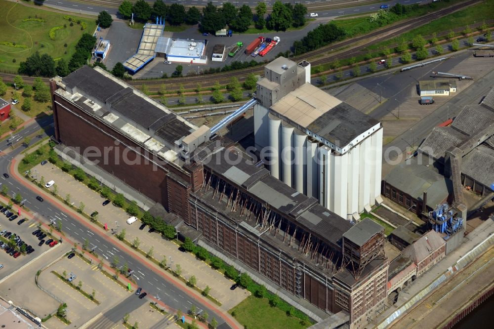 Aerial photograph Bremen OT Walle - View of the grain transport system in the district of Walle in Bremen