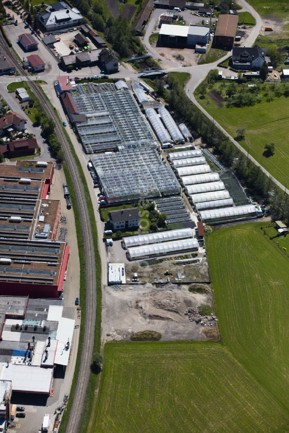 Aerial photograph Oppenau - Glass roof surfaces in the greenhouse rows for Floriculture in Oppenau in the state Baden-Wuerttemberg, Germany