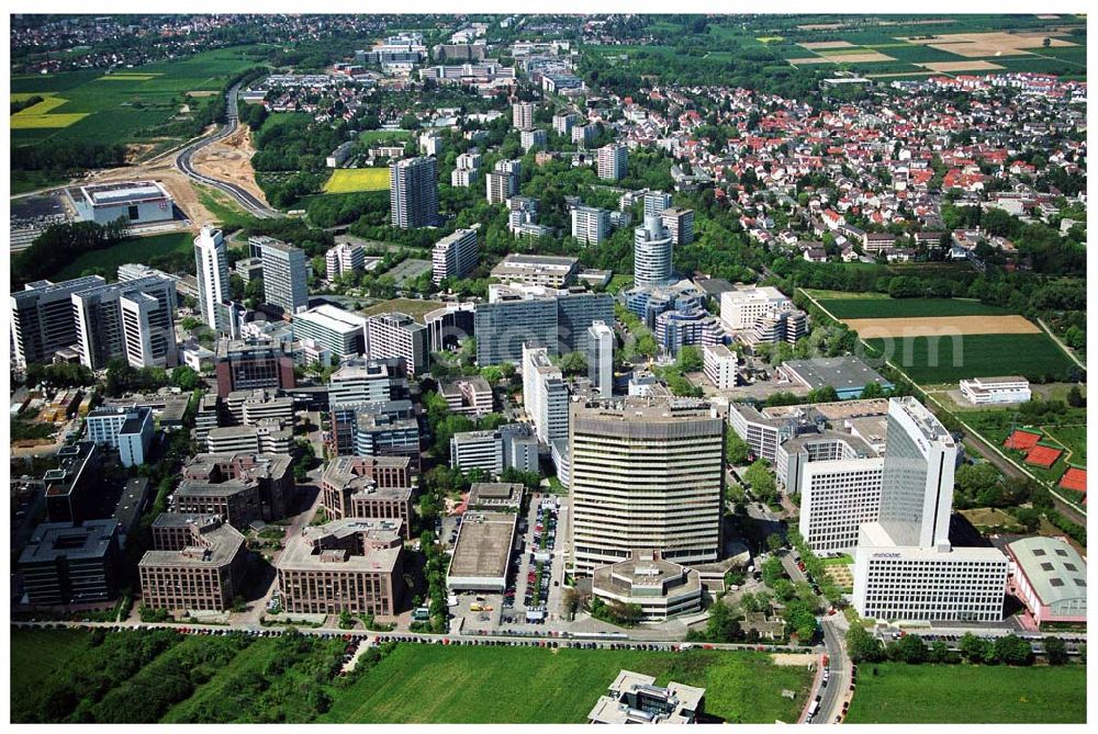 Aerial photograph Eschborn - Gewerbe und Entwicklungsgebiet Sossenheim der HVB-Projekt am Gewerbegebiet Eschenborn- Süd bei Frankfurt am Main (Hessen)