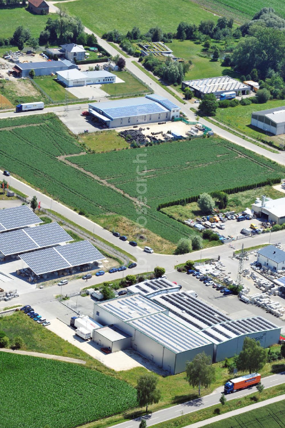 Aerial image Leipheim - Gewerbeimmobilie an der Max-Eyth-Straße im Gewerbe- und Industriegebiet Spinnmähder in Leipheim / Bayern. Ein Projekt der Unternehmensgruppe Markus Gerold. Commercial property at the street Max-Eyth-Strasse in the business park / industrial estate Spinnmaehder in Leipheim / Bavaria.