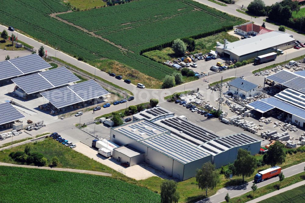 Aerial photograph Leipheim - Gewerbeimmobilien im Gewerbe- und Industriegebiet Spinnmähder in Leipheim / Bayern. Commercial propertys in the business park / industrial estate Spinnmaehder in Leipheim / Bavaria.