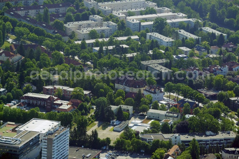 Berlin from above - Gewerbebrache der ehemaligen KFZ - Pruefstelle Zehlendorf an der Charlottenstrasse in the residential area of a multi-family house settlement in Berlin in Germany. The company CDS housing Berlin GmbH is planning to build a modern residential complex