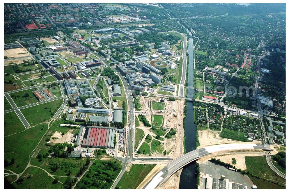 Berlin-Adlershof from above - Blick auf das Gewerbegebiet Adlershof in Berlin-Adlershof zwischen Ernst-Ruska-Ufer / Teltokanal und Adlergestell.