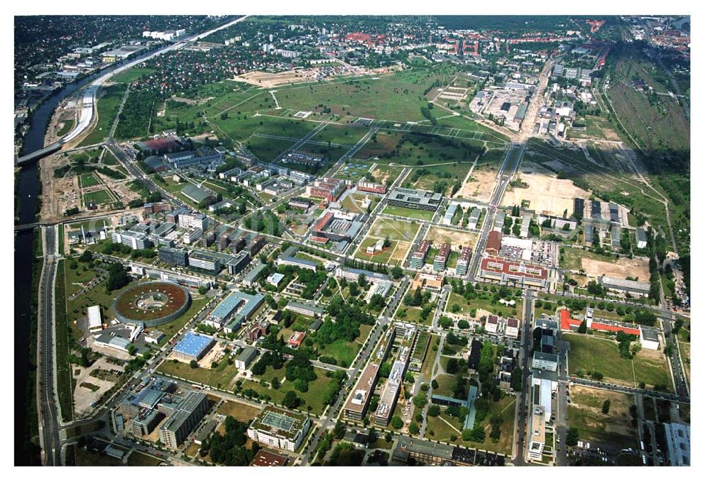 Berlin-Adlershof from above - Blick auf das Gewerbegebiet Adlershof in Berlin-Adlershof zwischen Ernst-Ruska-Ufer / Teltokanal und Adlergestell. Gelände der Studio Berlin GmbH (Tochtergesellschaft der Studio Hamburg)