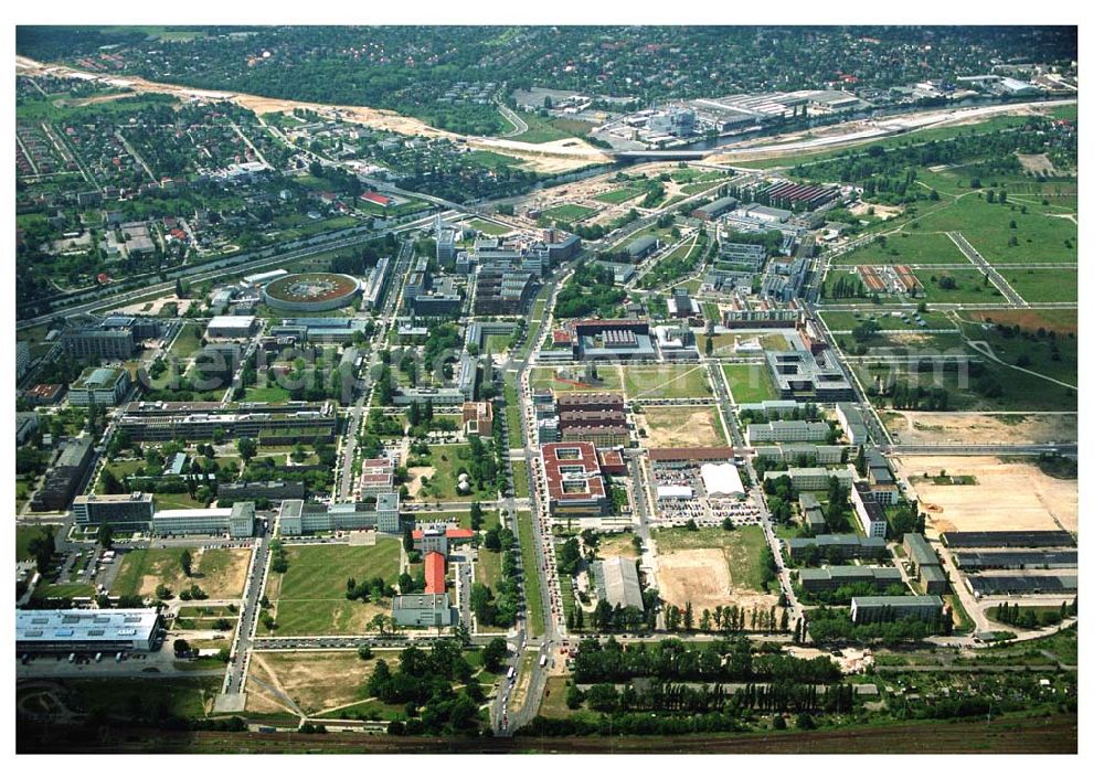 Berlin-Adlershof from the bird's eye view: Blick auf das Gewerbegebiet Adlershof in Berlin-Adlershof zwischen Ernst-Ruska-Ufer / Teltokanal und Adlergestell. Gelände der Studio Berlin GmbH (Tochtergesellschaft der Studio Hamburg)