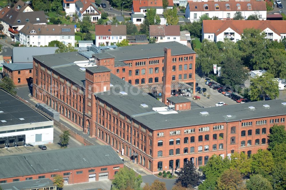 Aerial image Frankfurt am Main - Industrial estate and company settlement im alten Fabrikgebaeude an der Orber Strasse im Stadtteil Fechenheim in Frankfurt in the state Hesse