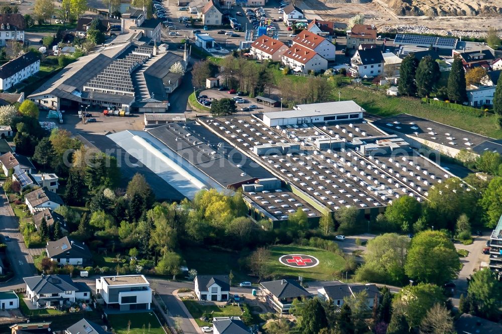 Aerial photograph Achern - Industrial estate and company settlement Beim Klinikum in Achern in the state Baden-Wuerttemberg, Germany