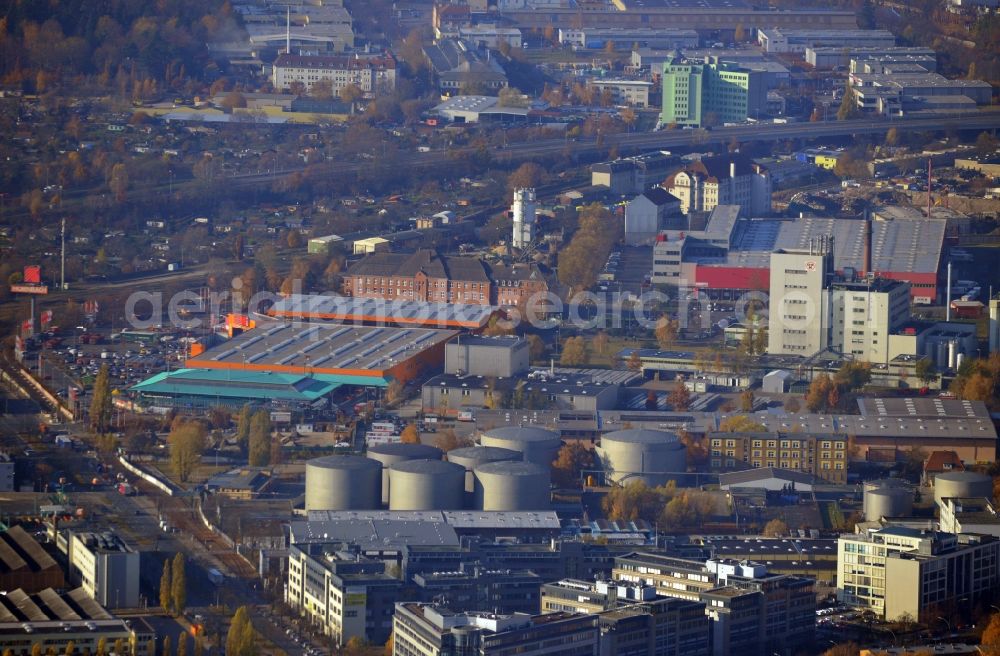 Berlin OT Britz from the bird's eye view: View of commercial area in Berlin in Neukölln in the district Britz