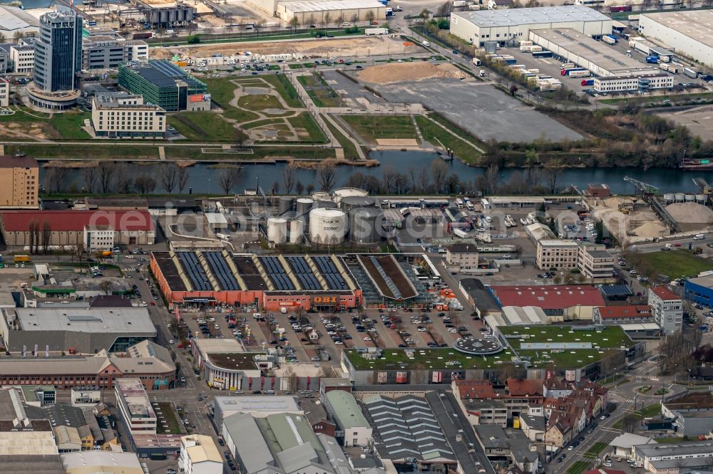 Heilbronn from above - Industrial estate and company settlement at the inland port in Heilbronn in the state Baden-Wuerttemberg, Germany