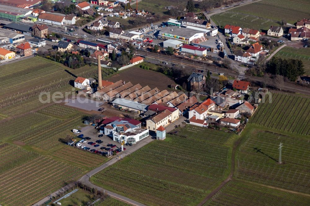 Aerial image Kirrweiler (Pfalz) - Industrial estate and company settlement Bordmuehle with Autohaus Schreieck, Weingut Albert Goetz in Kirrweiler (Pfalz) in the state Rhineland-Palatinate, Germany